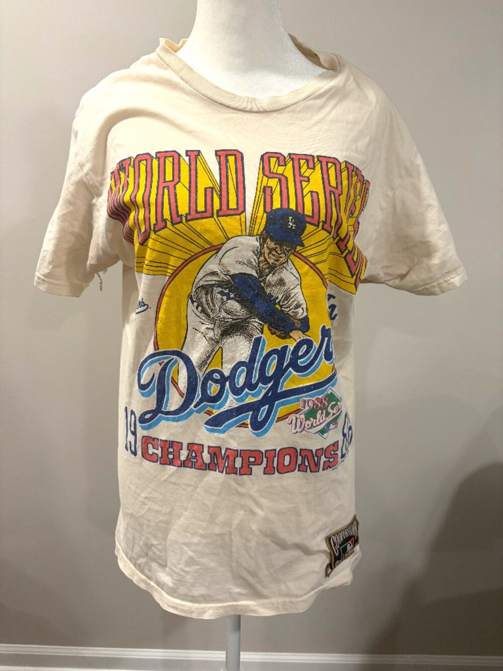 Vintage Mitchell & Ness Dodgers 1988 World Series Champions T-Shirt Cream M